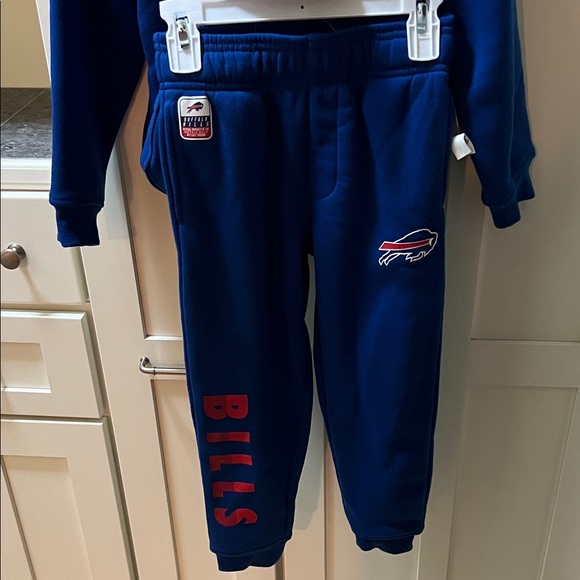 Buffalo Bills Hoodie and Sweatpants Set - Picture 3 of 7